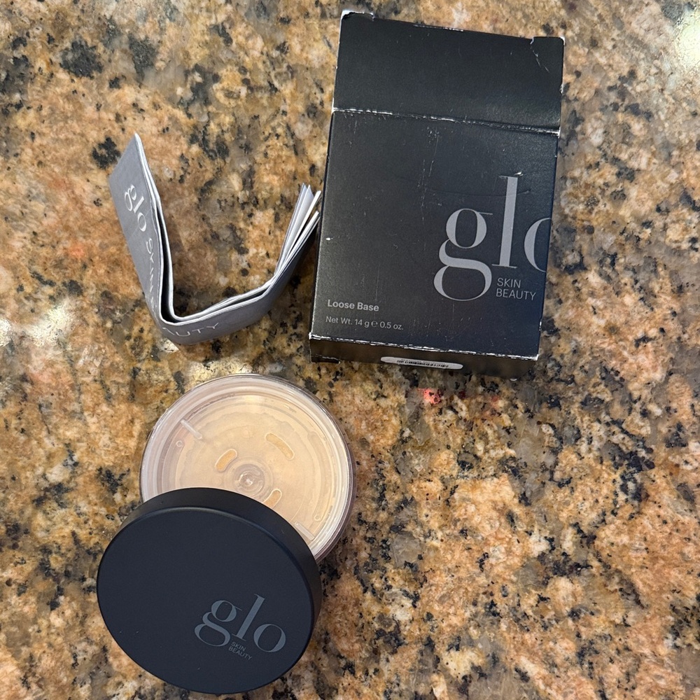 Glo Skin Beauty Loose Base in Natural Medium New Makeup Face